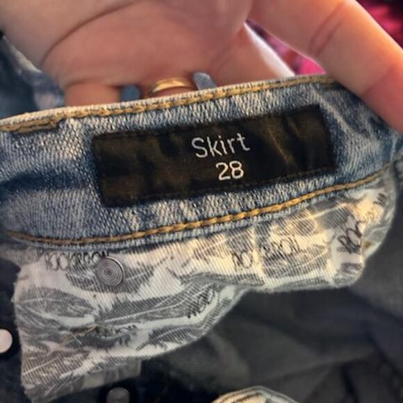 Rock and Roll size 28 denim  button up skirt - Picture 3 of 5